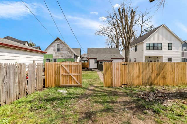 908 Dawson Street, Indianapolis, IN 46203