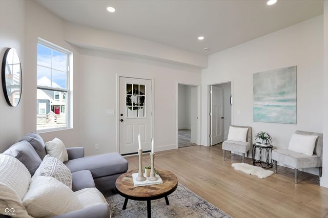 908 Dawson Street, Indianapolis, IN 46203