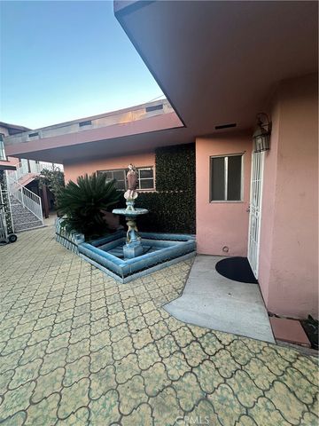 3241 Santa Ana, Huntington Park, CA 90255