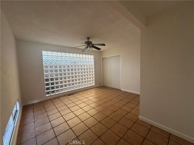 3241 Santa Ana, Huntington Park, CA 90255