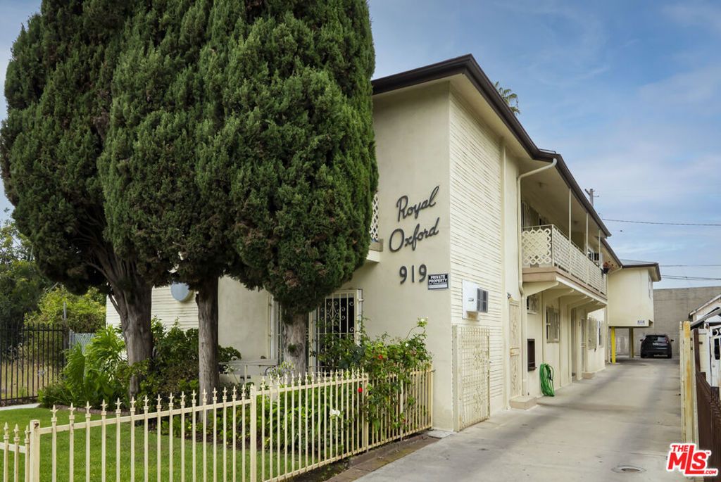 919 N Oxford Avenue, Los Angeles, CA 90029