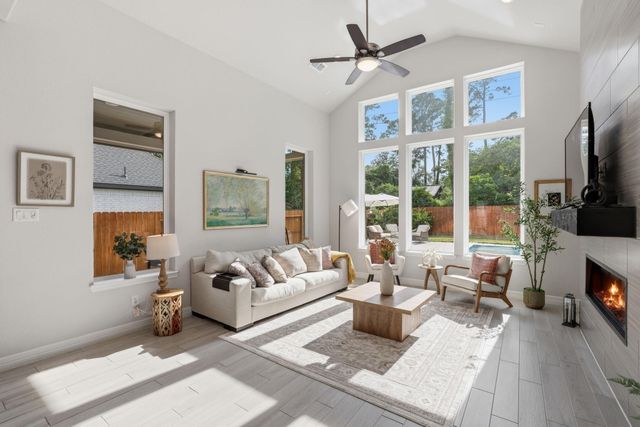 25007 Flint Lake Drive, Tomball, TX 77375