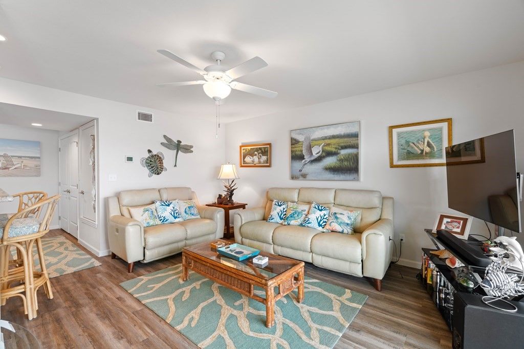 620 S Fulton Beach Road 306, Rockport, TX 78382 — photo 5