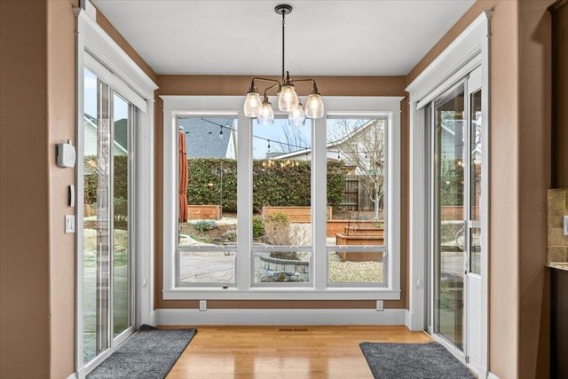 637 Oak Wood, Eagle Point, OR 97524