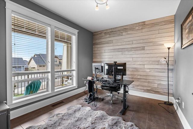 637 Oak Wood, Eagle Point, OR 97524