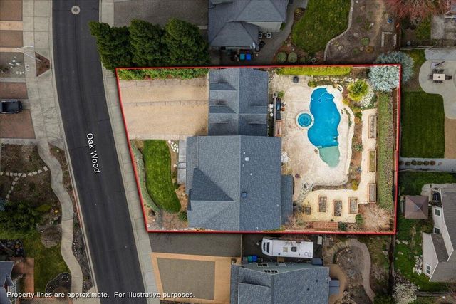 637 Oak Wood, Eagle Point, OR 97524