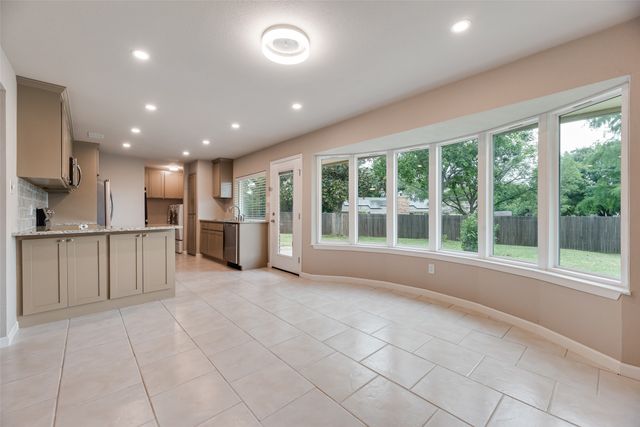 3409 W Sage Court, Bedford, TX 76021