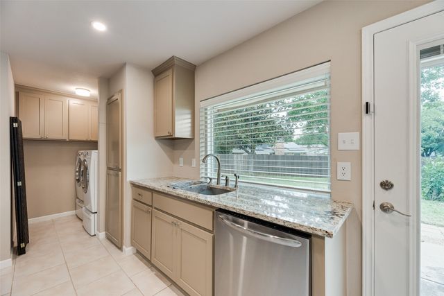 3409 W Sage Court, Bedford, TX 76021