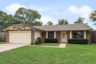 3409 W Sage Court, Bedford, TX 76021