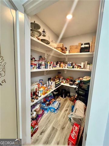 566 Clinton Drive, Temple, GA 30179