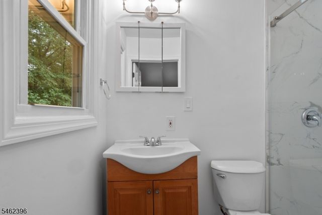 39 William Dr, Rockaway Boro, NJ 07866