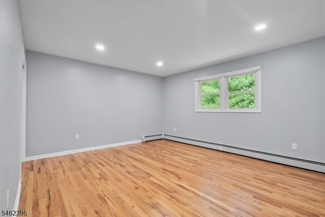 39 William Dr, Rockaway Boro, NJ 07866
