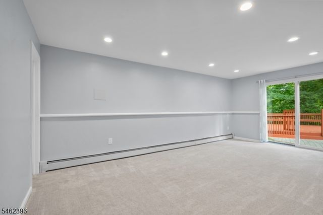 39 William Dr, Rockaway Boro, NJ 07866