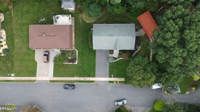 39 William Dr, Rockaway Boro, NJ 07866