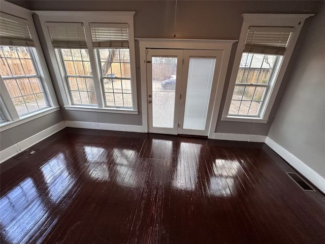 5614 Columbia Avenue, Dallas, TX 75214