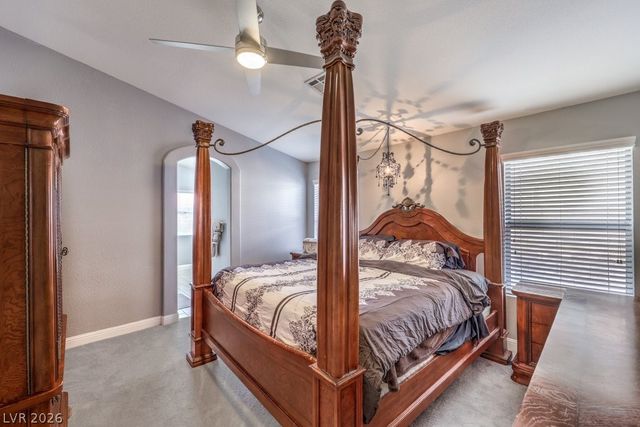 7017 Golden Desert Avenue, Las Vegas, NV 89129