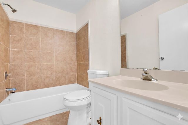 3551 Duncaster Drive, Missouri City, TX 77459