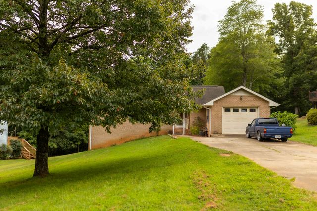891 Turner Ashby RD, Martinsville, VA 24112