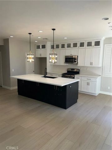 3366 Greenpark, Riverside, CA 92503