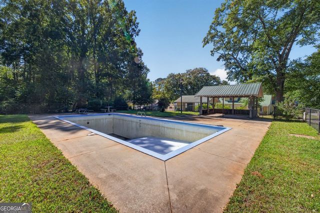 332 N Madison Avenue, Monroe, GA 30655