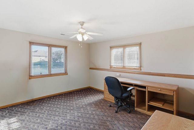 1660 E Kay St, Derby, KS 67037