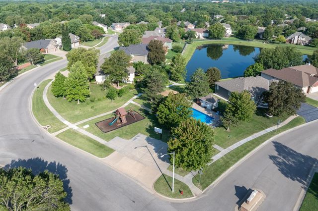 1660 E Kay St, Derby, KS 67037