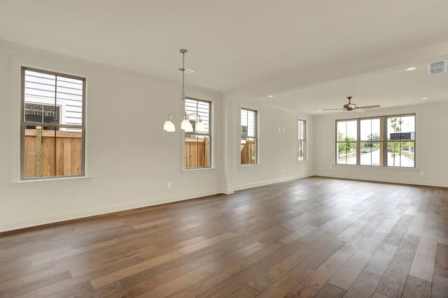 483 ARMEL DR, Collierville, TN 38017