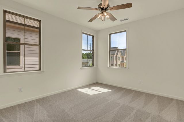 483 ARMEL DR, Collierville, TN 38017
