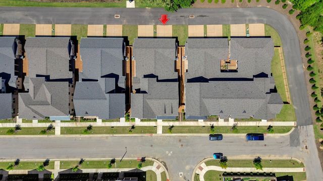 483 ARMEL DR, Collierville, TN 38017