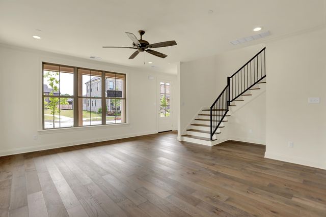 483 ARMEL DR, Collierville, TN 38017