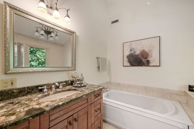 19 Jefferson St, Billerica, MA 01821