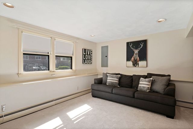 19 Jefferson St, Billerica, MA 01821