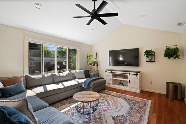 19 Jefferson St, Billerica, MA 01821
