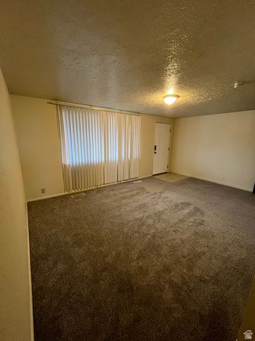 1962 W 4700 S, Roy, UT 84067
