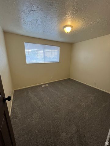 1962 W 4700 S, Roy, UT 84067