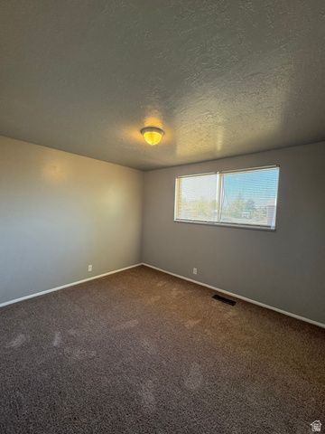 1962 W 4700 S, Roy, UT 84067