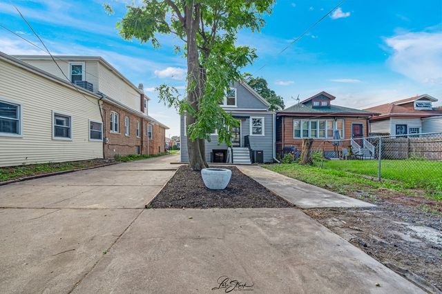 7811 S Wabash Avenue, Chicago, IL 60619