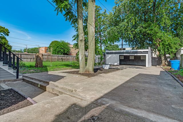 7811 S Wabash Avenue, Chicago, IL 60619