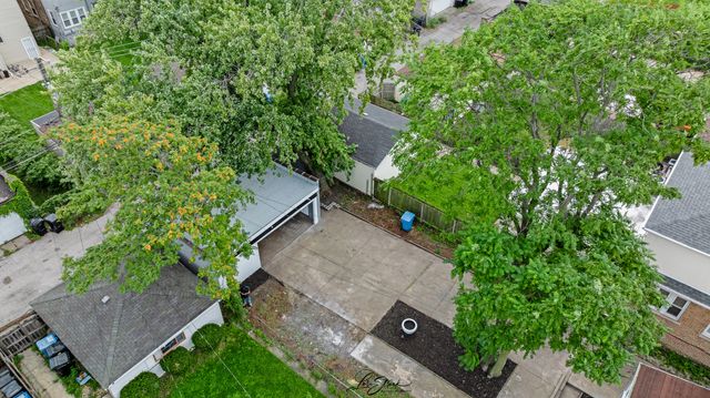 7811 S Wabash Avenue, Chicago, IL 60619