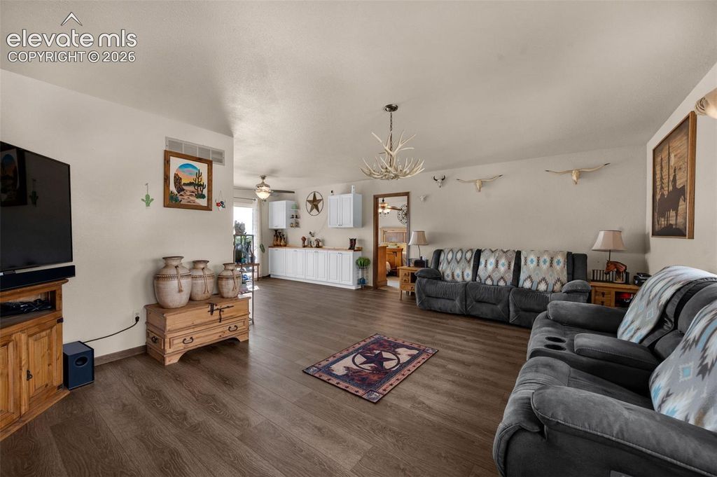 1259 S Winterhaven Drive, Pueblo West, CO 81007 — photo 4
