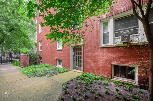 731 W Bittersweet Place 2S, Chicago, IL 60613