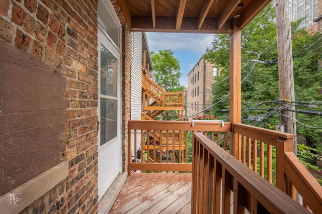731 W Bittersweet Place 2S, Chicago, IL 60613