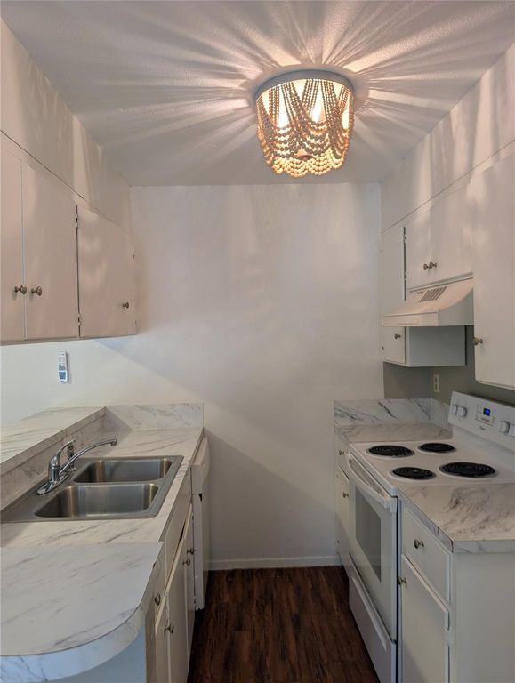 3119 Tom Green ST 5, Austin, TX 78705