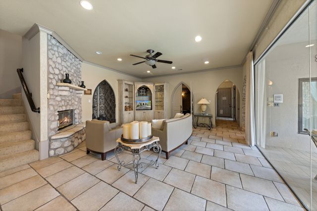 5613 Versailles Court, Colleyville, TX 76034