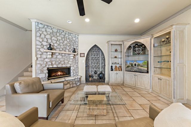 5613 Versailles Court, Colleyville, TX 76034