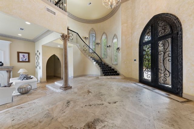 5613 Versailles Court, Colleyville, TX 76034