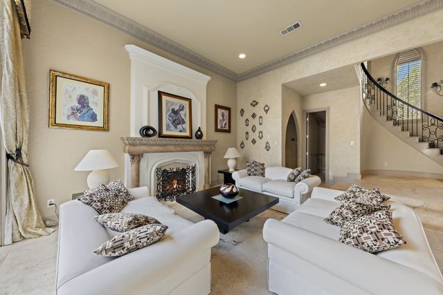5613 Versailles Court, Colleyville, TX 76034