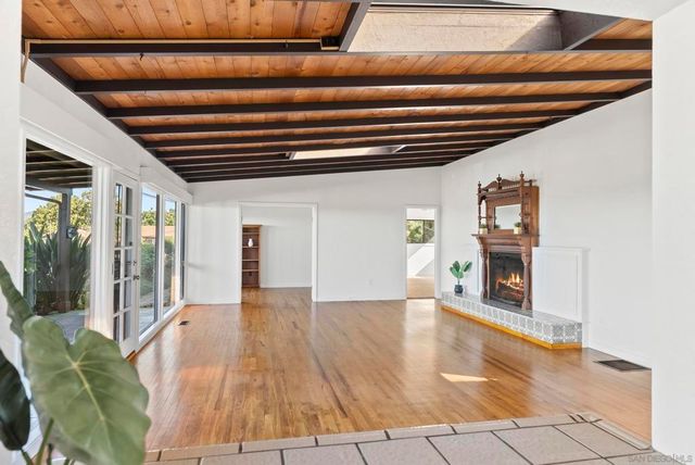 620 Plumosa Ave, Vista, CA 92081