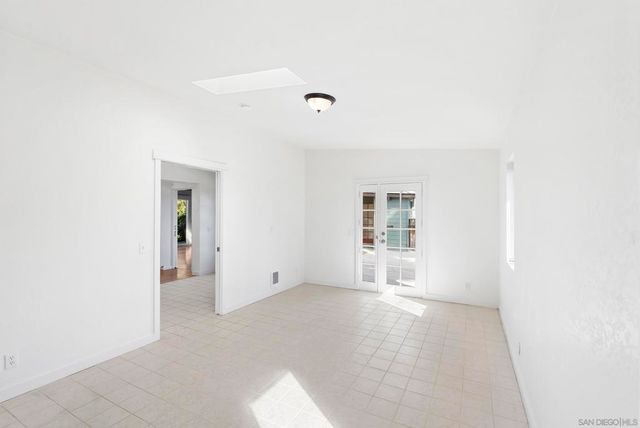 620 Plumosa Ave, Vista, CA 92081