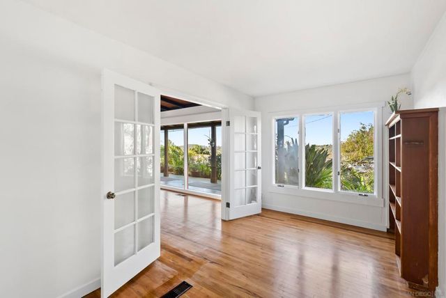 620 Plumosa Ave, Vista, CA 92081